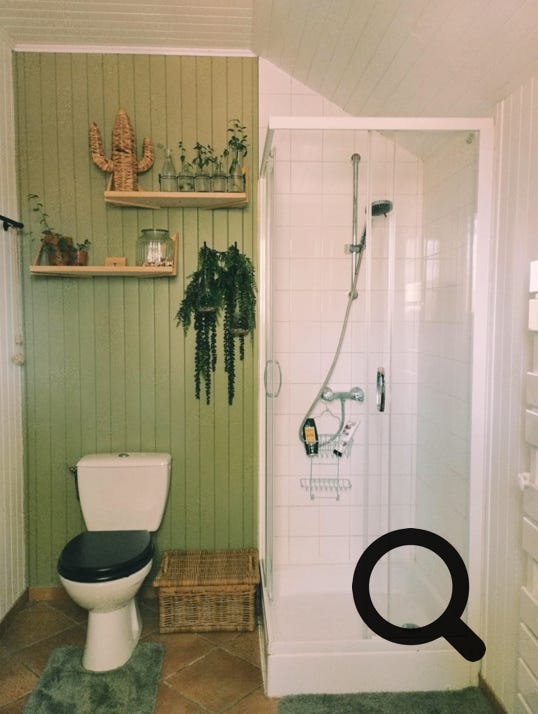 salle de douche et wc du RDC- Orchidée 14, Charmante maison en bois  au coeur du Golf de Souillac - Lachapelle Auzac, proche Sarlat est des plus grands sites touristiques de la Dordogne et du Lot