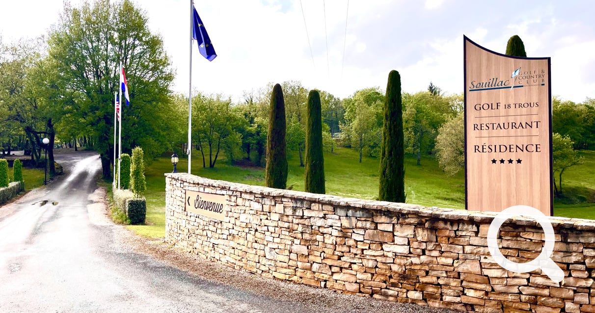 Orchidée 14, Charmante maison en bois  au coeur du Golf de Souillac - Lachapelle Auzac, proche Sarlat est des plus grands sites touristiques de la Dordogne et du Lot