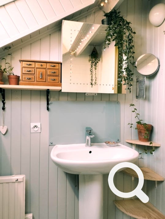 salle de douche et wc du RDC- Orchidée 14, Charmante maison en bois  au coeur du Golf de Souillac - Lachapelle Auzac, proche Sarlat est des plus grands sites touristiques de la Dordogne et du Lot
