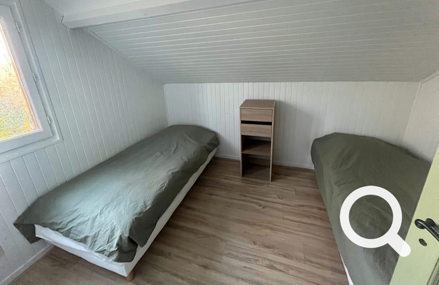 chambre 2 idéale pour un couple ou les enfants - Orchidée 14, Charmante maison en bois  au coeur du Golf de Souillac - Lachapelle Auzac, proche Sarlat est des plus grands sites touristiques de la Dordogne et du Lot